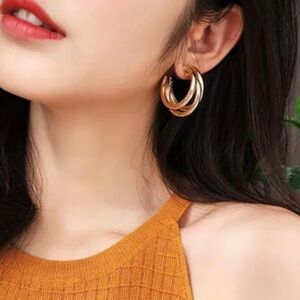 Chunky Gold Hoop Earrings in Gold